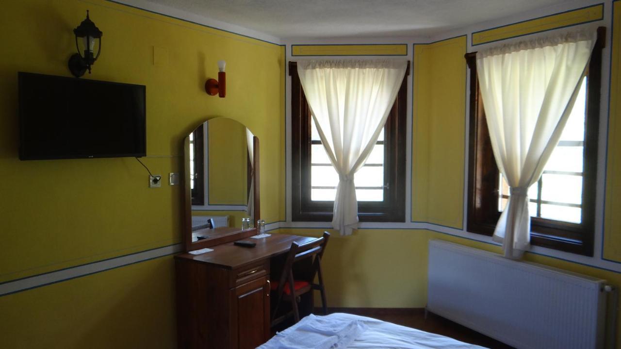 Недкова Къща Hotel โคปริฟชทิทซา ภายนอก รูปภาพ