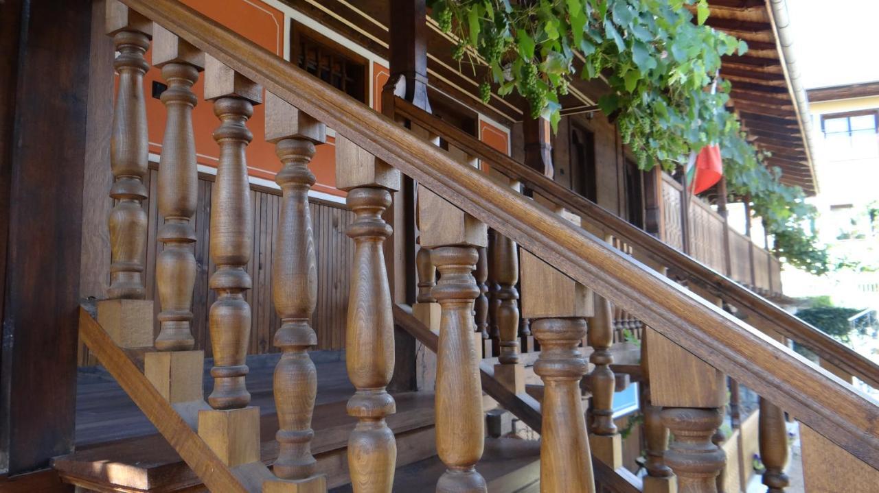 Недкова Къща Hotel โคปริฟชทิทซา ภายนอก รูปภาพ