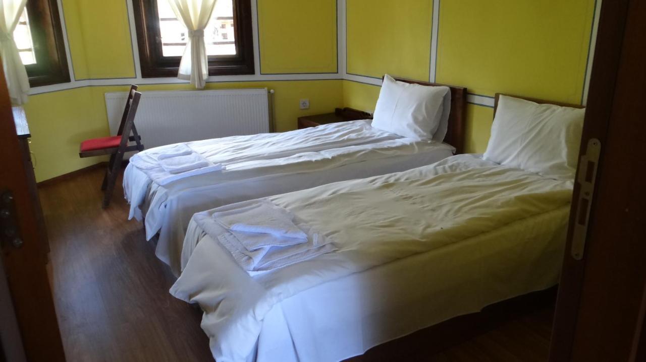 Недкова Къща Hotel โคปริฟชทิทซา ภายนอก รูปภาพ