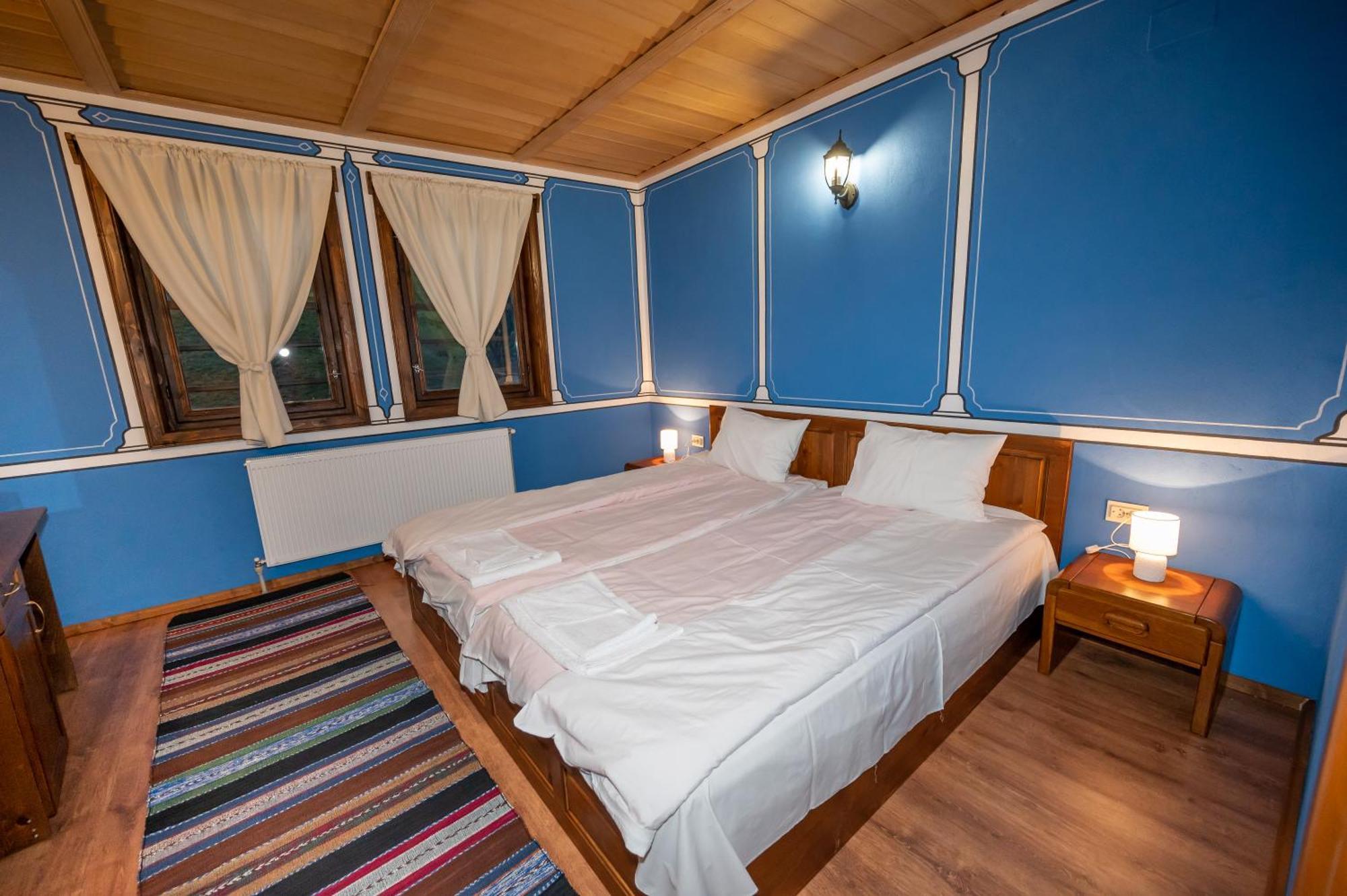 Недкова Къща Hotel โคปริฟชทิทซา ภายนอก รูปภาพ