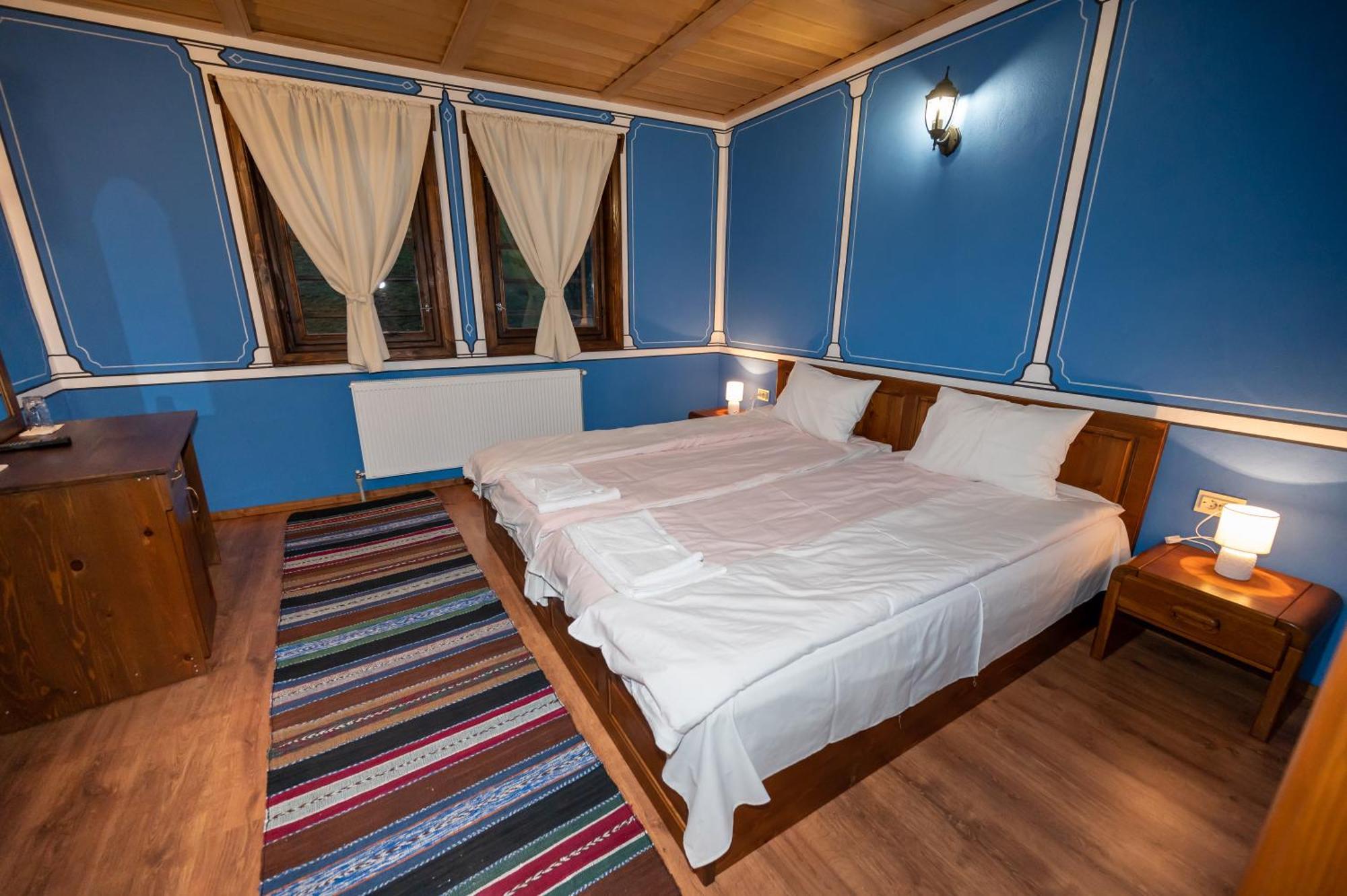 Недкова Къща Hotel โคปริฟชทิทซา ภายนอก รูปภาพ